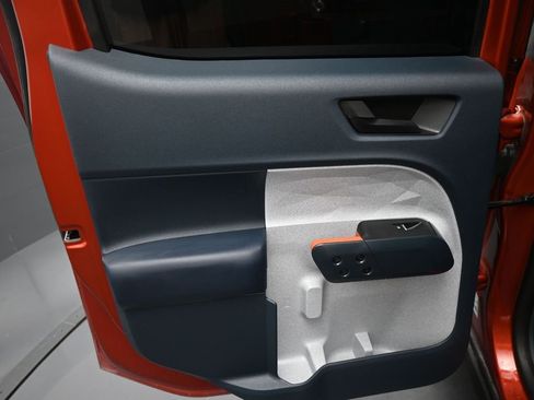 Certified 2024 Ford Maverick XLT w/ XLT Luxury Package image 8