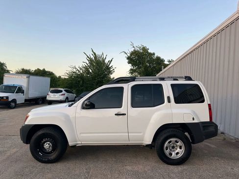 Used 2014 Nissan Xterra X image 3