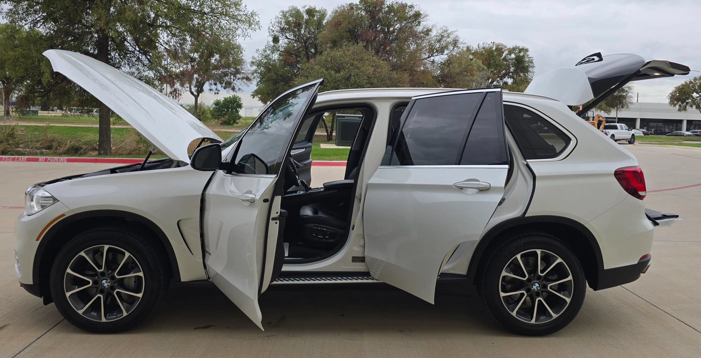 Used 2015 BMW X5 xDrive50i AWD/4WD image 16