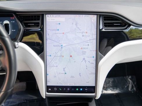 Used 2020 Tesla Model X Long Range image 36