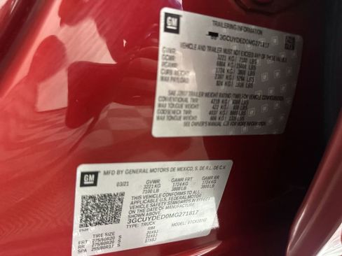 Used 2021 Chevrolet Silverado 1500 LT w/ Convenience Package II AWD/4WD image 34