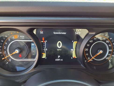 Certified 2025 Jeep Wrangler Unlimited Rubicon image 14