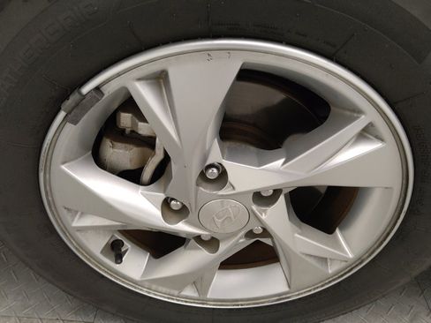 Used 2023 Hyundai Elantra SE FWD image 31