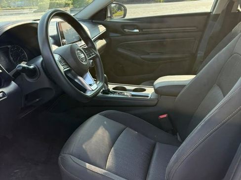 Used 2020 Nissan Altima 2.5 SR FWD image 11