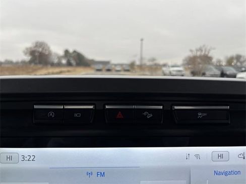 Used 2022 Ford F150 Lariat image 38