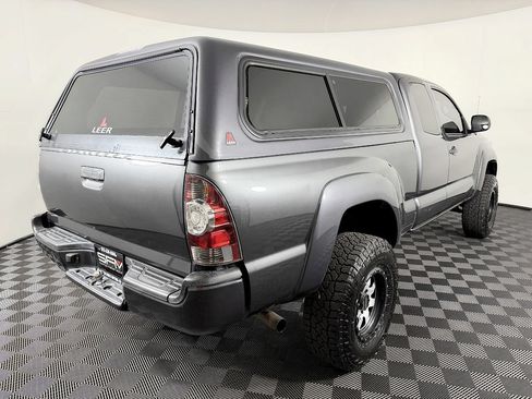 Used 2011 Toyota Tacoma 4x4 Access Cab w/ SR5 Pkg #2 image 8