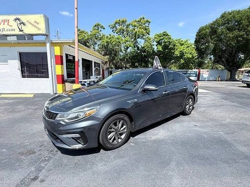Used 2019 Kia Optima LX FWD image 3