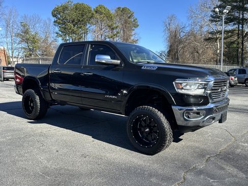 Used 2019 RAM 1500 Laramie image 2