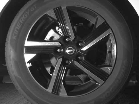 Used 2025 Nissan Sentra SV image 15