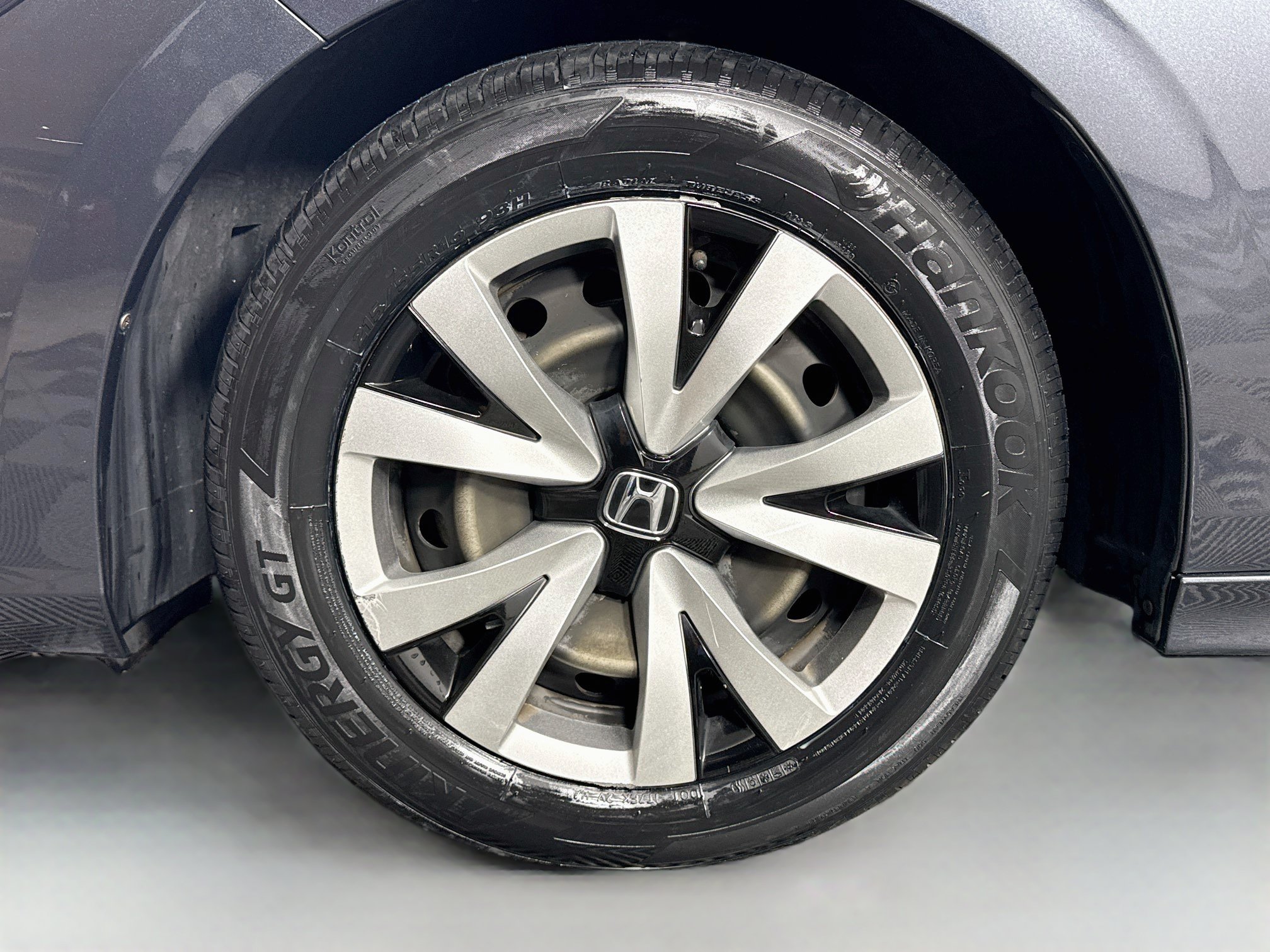 Used 2023 Honda Civic LX image 28