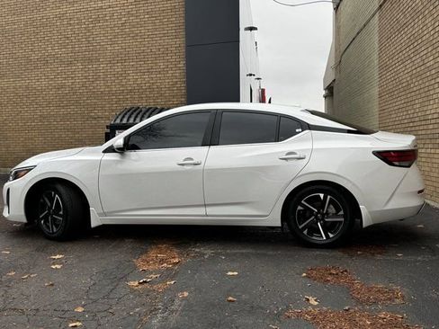 Used 2024 Nissan Sentra SV image 27