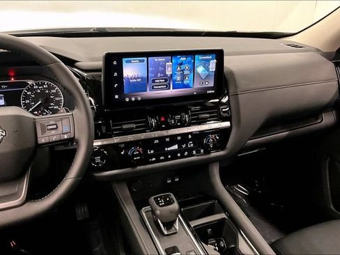 New 2026 Nissan Pathfinder SV w/ SV Premium Package AWD/4WD image 8