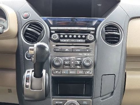 Used 2013 Honda Pilot Touring image 11