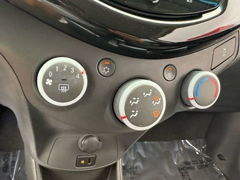 Used 2015 Chevrolet Spark LT image 25