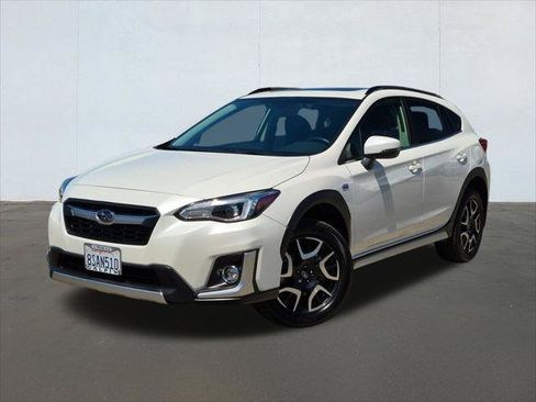 Used 2020 Subaru Crosstrek Hybrid w/ Moonroof Package w/Navigation AWD/4WD image 1