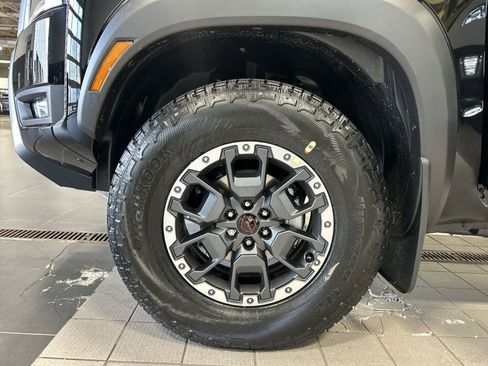 New 2026 Nissan Frontier PRO-4X w/ Pro-4x Convenience Package AWD/4WD image 12
