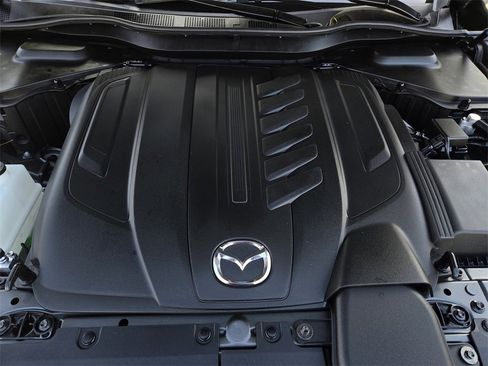 Certified 2025 MAZDA CX-90 3.3 Turbo w/ Premium Plus Pkg image 36