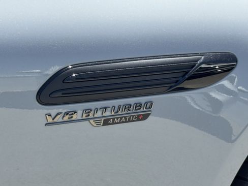 New 2026 Mercedes-Benz SL 55 AMG 4MATIC image 13