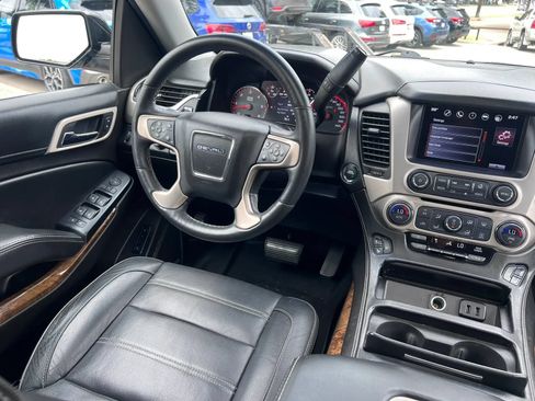 Used 2016 GMC Yukon XL Denali w/ Open Road Package AWD/4WD image 42