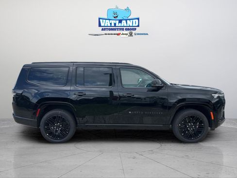 New 2026 Jeep Grand Wagoneer Limited AWD/4WD image 6