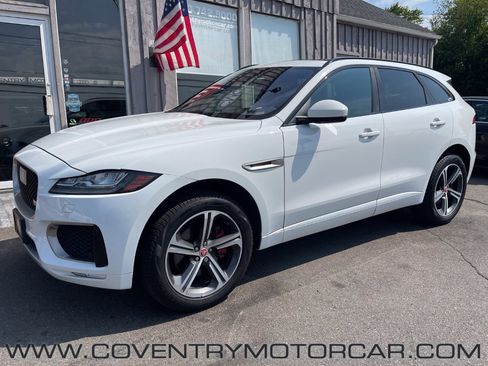 Used 2019 Jaguar F-PACE S image 2
