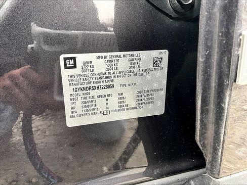 Used 2017 Cadillac XT5 Luxury w/ Driver Awareness Package image 31