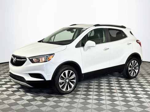 Used 2022 Buick Encore Preferred w/ Safety Package AWD/4WD image 4
