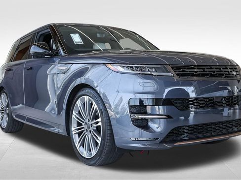 New 2026 Land Rover Range Rover Sport Dynamic SE AWD/4WD image 3