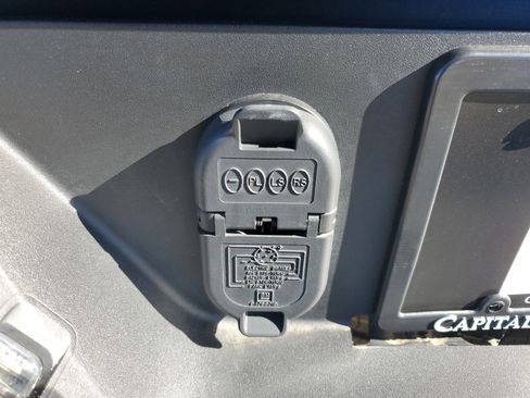 Used 2023 Chevrolet Silverado 1500 LT w/ Protection Package image 6