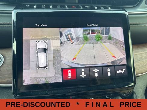Used 2023 Jeep Grand Cherokee L Summit w/ Advanced Protech Group IV AWD/4WD image 29