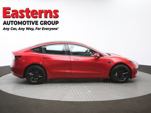 Used 2022 Tesla Model 3 Long Range AWD/4WD image 39