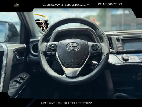 Used 2015 Toyota RAV4 XLE FWD image 9