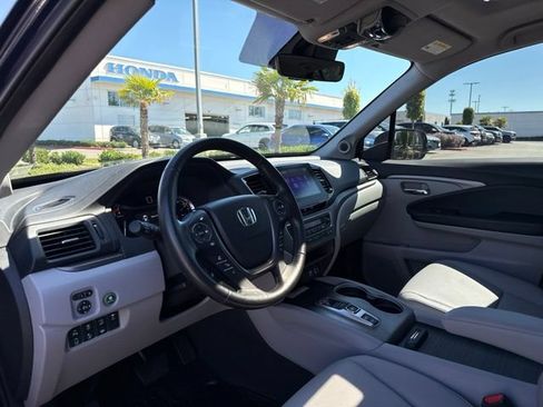 Used 2022 Honda Ridgeline RTL-E image 10