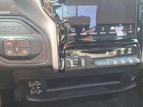 New 2026 RAM 2500 Tradesman AWD/4WD image 11