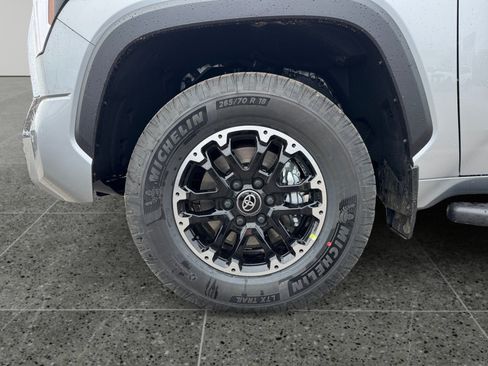 New 2026 Toyota Tundra SR5 AWD/4WD image 10
