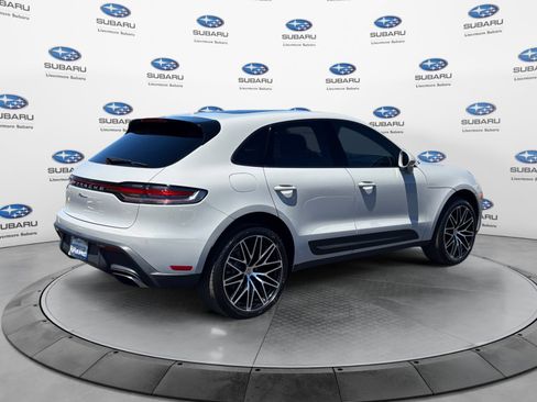 Used 2023 Porsche Macan AWD/4WD image 5
