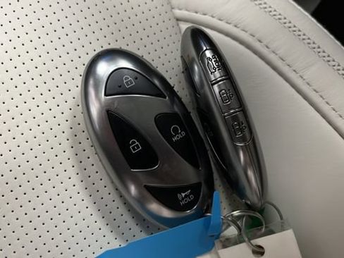 Used 2025 Hyundai Santa Fe Calligraphy AWD/4WD image 44