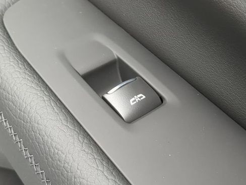 New 2026 GMC Yukon Denali w/ Sun & Power Step Package image 44