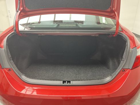 Used 2015 Toyota Corolla LE image 21