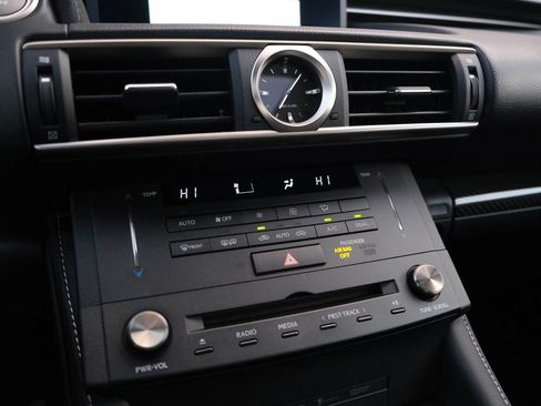 Used 2015 Lexus RC F RC F Coupe 2D image 39