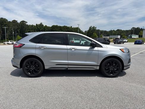 Used 2022 Ford Edge SE w/ Black Appearance Package AWD/4WD image 8