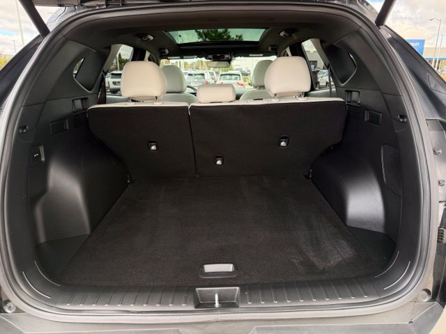 Certified 2025 Hyundai Tucson Limited AWD/4WD image 36