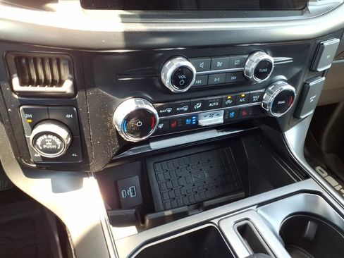 Used 2024 Ford F150 Lariat w/ Equipment Group 502A High AWD/4WD image 30