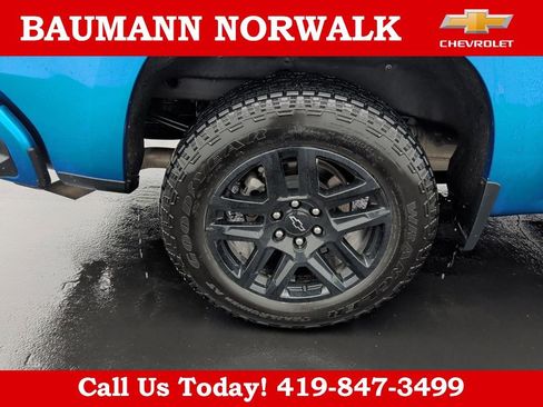 Used 2024 Chevrolet Silverado 1500 Custom w/ LPO, Dark Essentials Package image 12