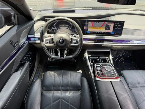 Used 2023 BMW 740i RWD image 27