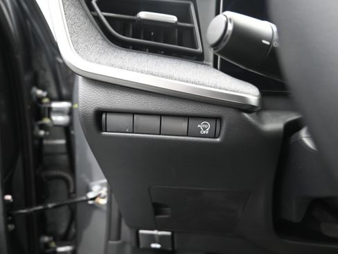 New 2026 Nissan Kicks S image 12