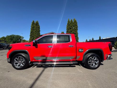 Used 2024 GMC Sierra 1500 SLE w/ Preferred Package AWD/4WD image 17