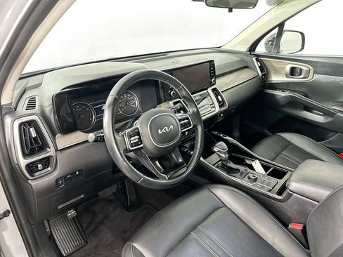 Used 2023 Kia Sorento S w/ Panoramic Sunroof Package AWD/4WD image 21