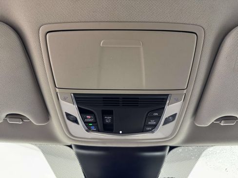 Used 2021 Acura TLX FWD image 25