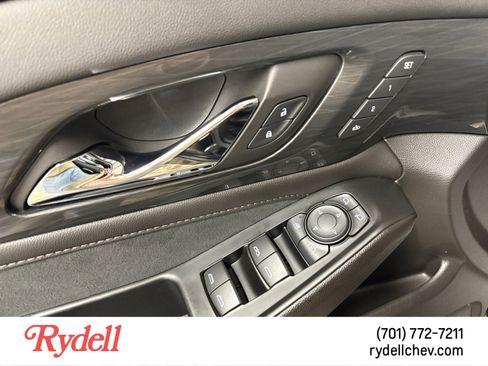 Used 2023 Chevrolet Traverse High Country w/ LPO, Floor Liner Package image 11